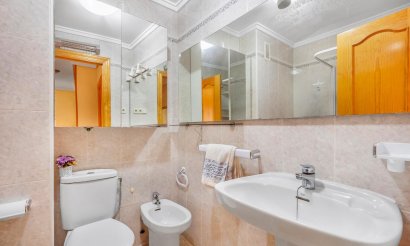 Resale - Apartment / flat - Torrevieja - Playa del cura