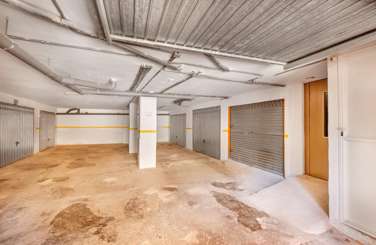 Resale - Apartment / flat - Torrevieja - Playa del cura