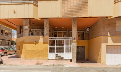 Resale - Apartment / flat - Torrevieja - Playa del cura