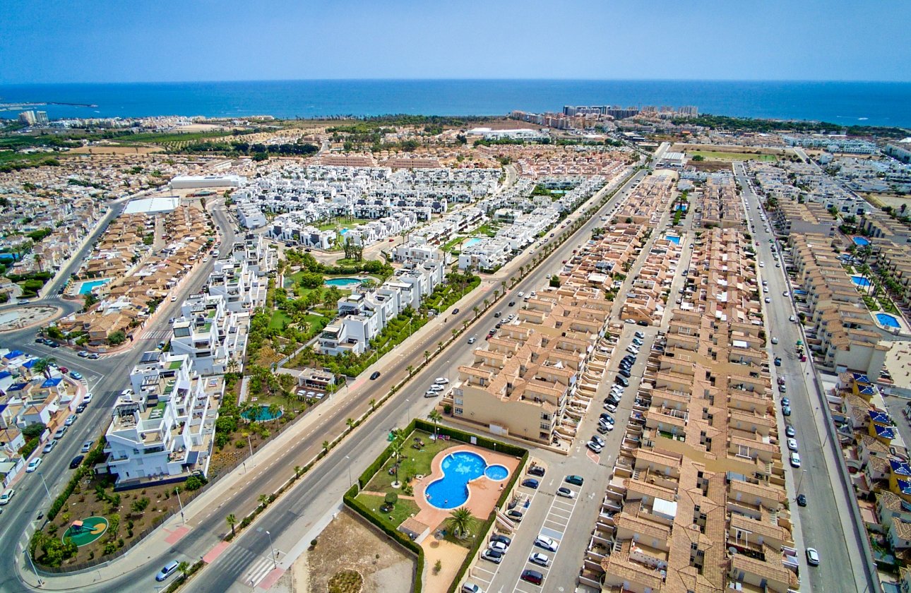 Resale - Apartment / flat - Punta Prima