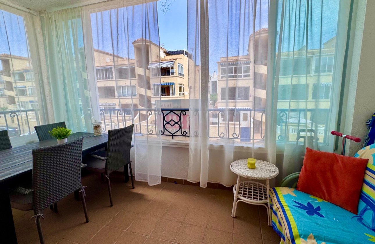 Resale - Apartment / flat - Punta Prima