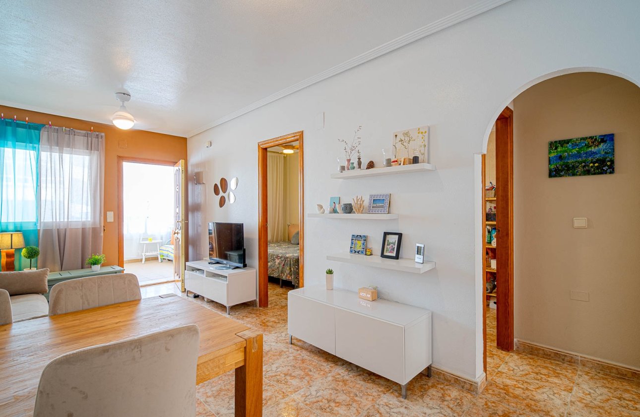 Resale - Apartment / flat - Punta Prima