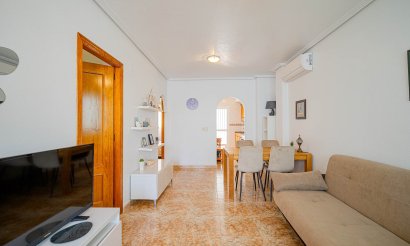 Resale - Apartment / flat - Punta Prima