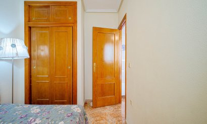 Resale - Apartment / flat - Punta Prima