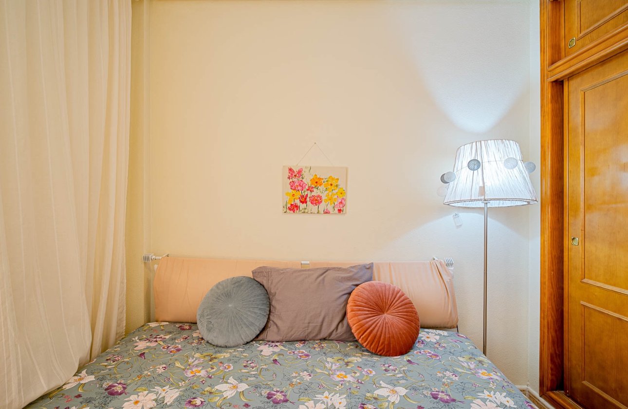 Resale - Apartment / flat - Punta Prima