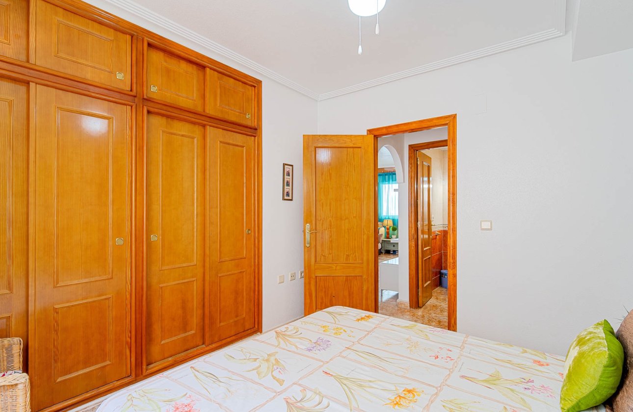 Resale - Apartment / flat - Punta Prima