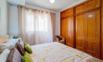 Resale - Apartment / flat - Punta Prima
