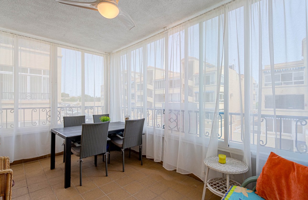 Resale - Apartment / flat - Punta Prima