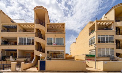 Resale - Apartment / flat - Punta Prima