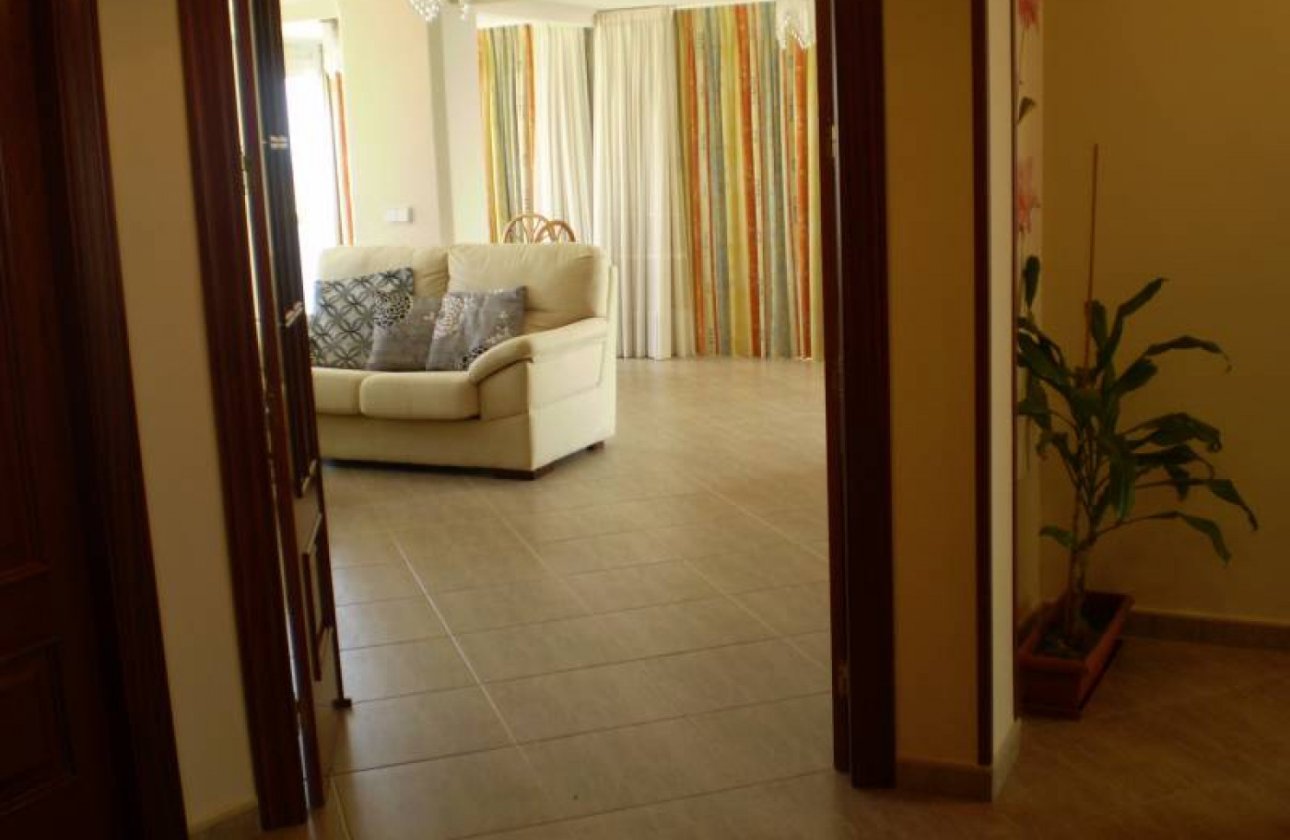 Resale - Apartment / flat - Benidorm - Levante