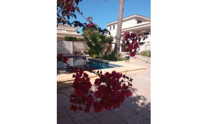 Resale - Villa - Benidorm - Poniente