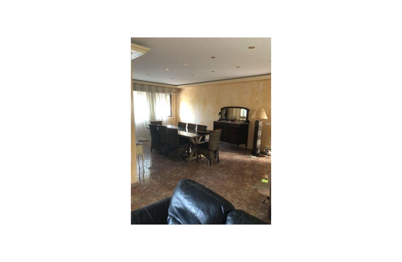 Resale - Villa - Benidorm - Poniente