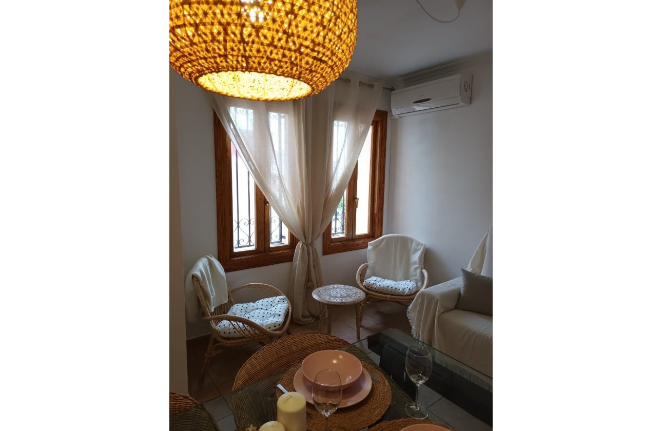 Resale - Apartment / flat - Altea - Pueblo