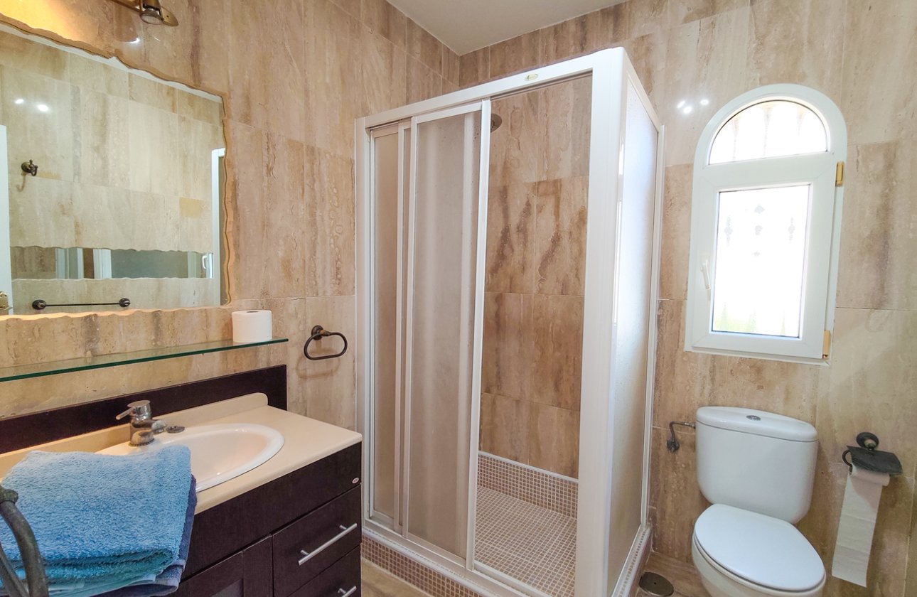 Resale - Villa - Orihuela Costa - Villamartin