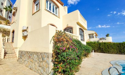 Resale - Villa - Orihuela Costa - Villamartin