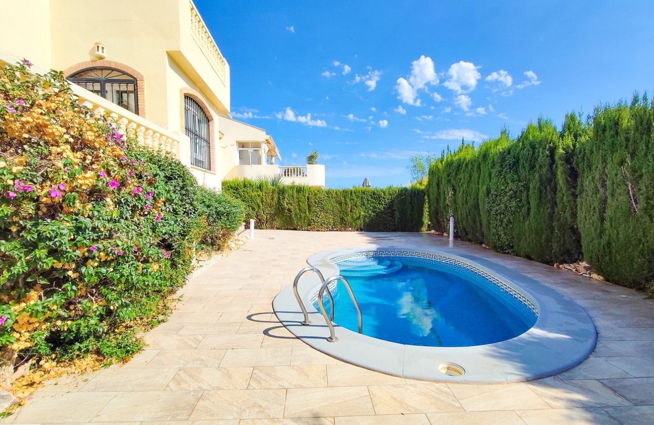 Resale - Villa - Orihuela Costa - Villamartin