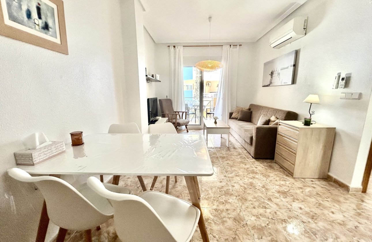 Resale - Apartment / flat - Cabo Roig
