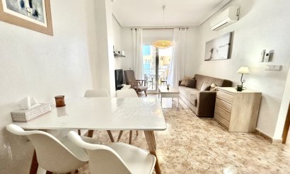 Resale - Apartment / flat - Cabo Roig