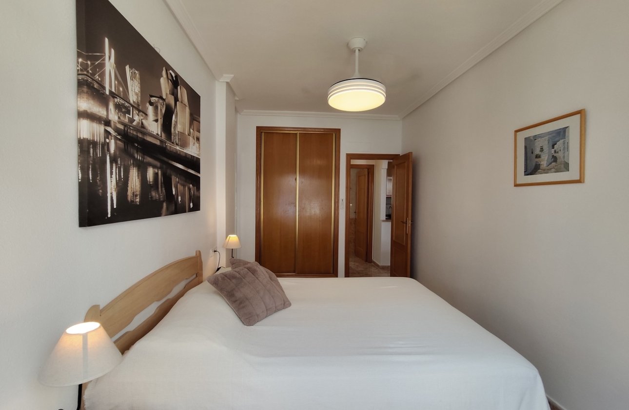 Resale - Apartment / flat - Cabo Roig