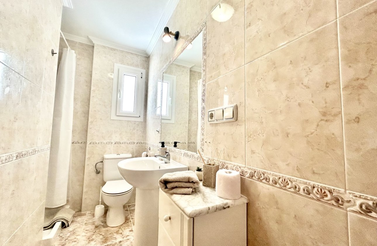 Resale - Apartment / flat - Cabo Roig