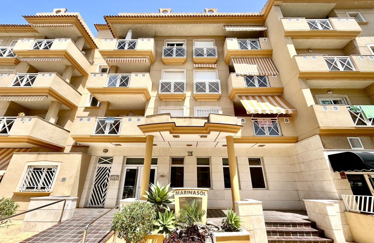 Resale - Apartment / flat - Cabo Roig