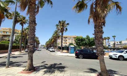Resale - Apartment / flat - Cabo Roig