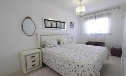 Resale - Apartment / flat - Orihuela Costa - Campoamor