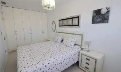Resale - Apartment / flat - Orihuela Costa - Campoamor