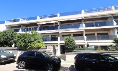 Resale - Apartment / flat - Orihuela Costa - Campoamor