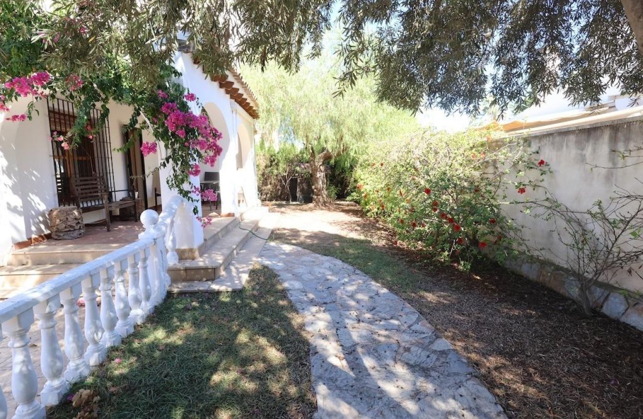 Resale - Villa - Orihuela Costa - Cabo Roig