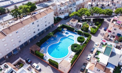 Resale - Apartment / flat - Torrevieja - Los Balcones