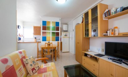 Resale - Apartment / flat - Torrevieja - Los Balcones