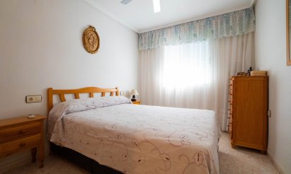 Resale - Apartment / flat - Torrevieja - Los Balcones