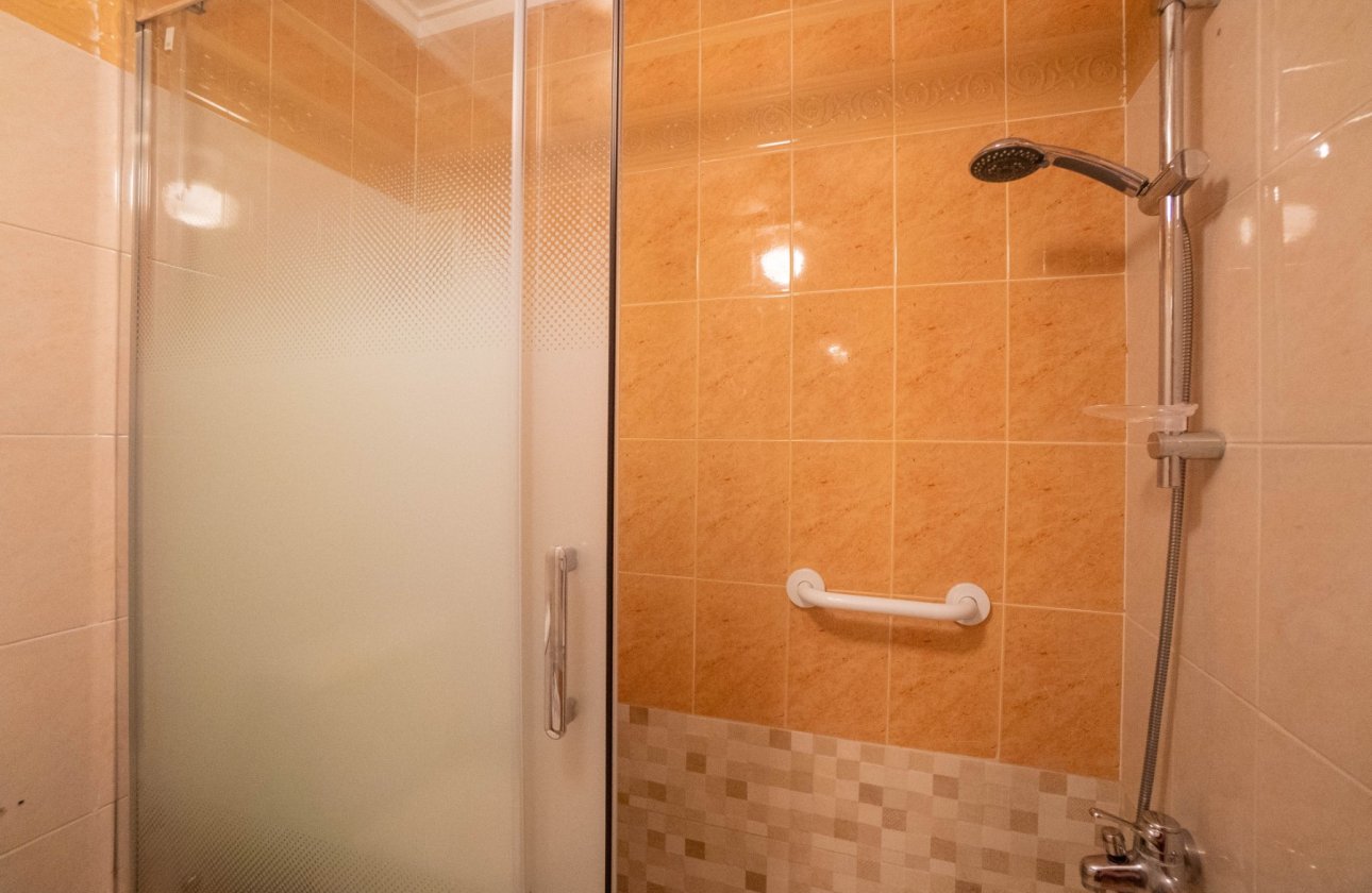 Resale - Apartment / flat - Torrevieja - Los Balcones