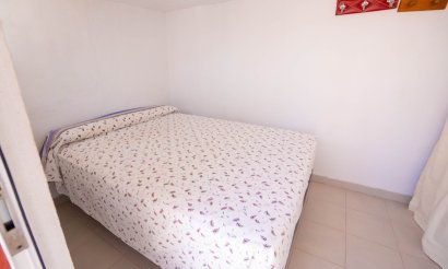 Resale - Apartment / flat - Torrevieja - Los Balcones