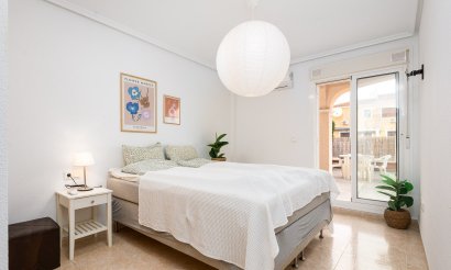 Resale - Apartment / flat - Orihuela Costa - Playa Flamenca