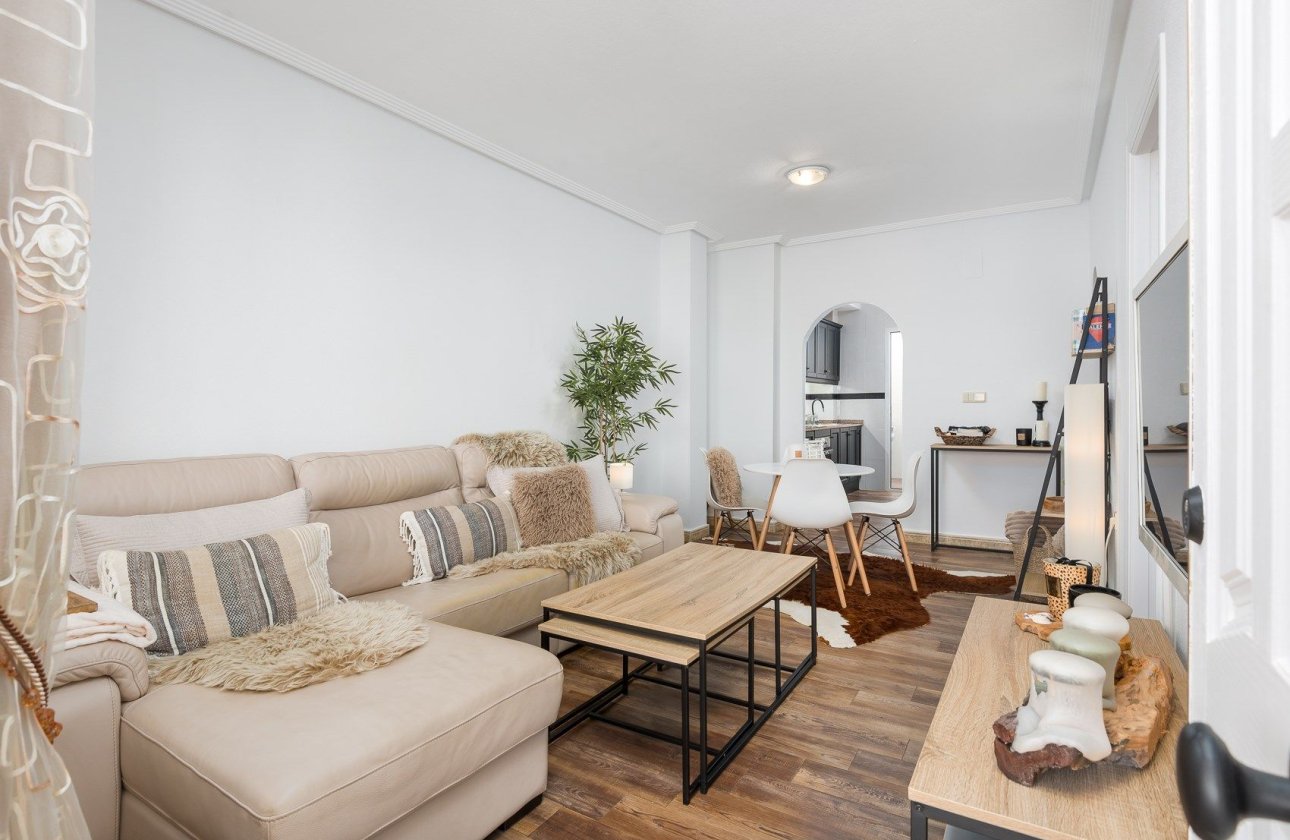 Revente - Appartement - Punta Prima