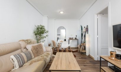 Revente - Appartement - Punta Prima
