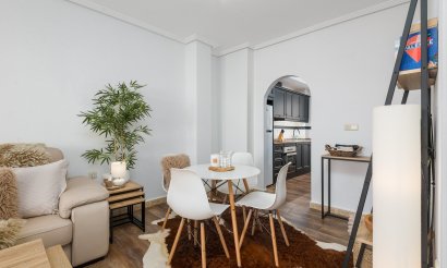 Revente - Appartement - Punta Prima