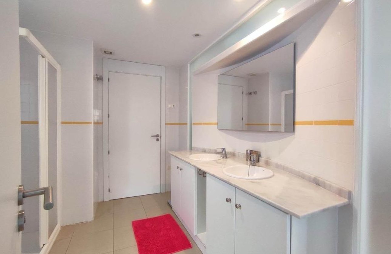 Resale - Apartment / flat - Orihuela Costa - Punta Prima