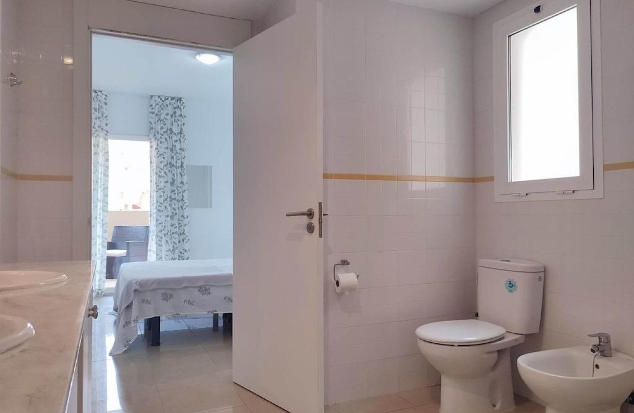 Resale - Apartment / flat - Orihuela Costa - Punta Prima