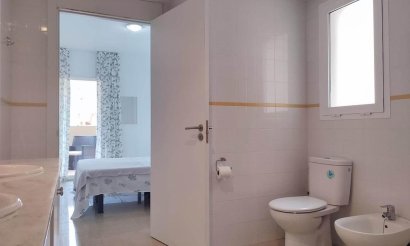 Resale - Apartment / flat - Orihuela Costa - Punta Prima