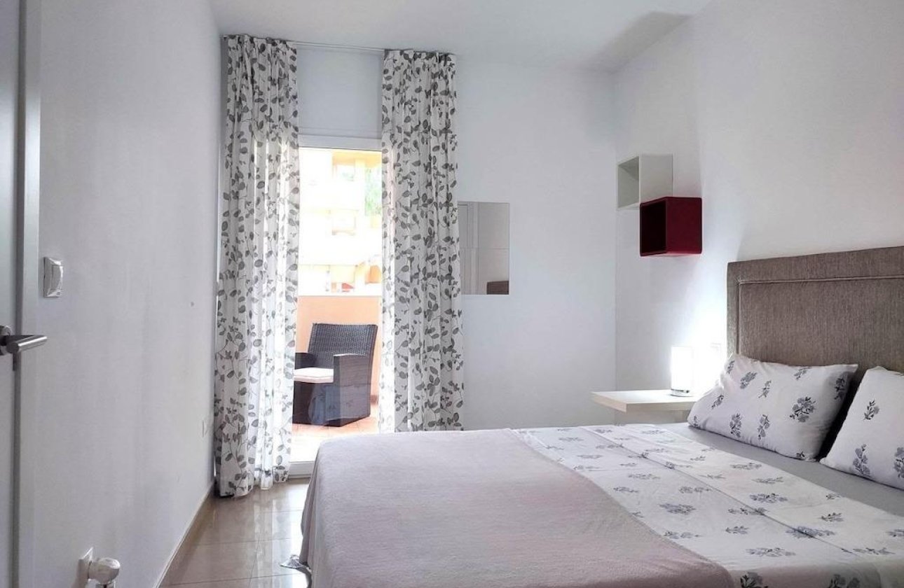 Resale - Apartment / flat - Orihuela Costa - Punta Prima