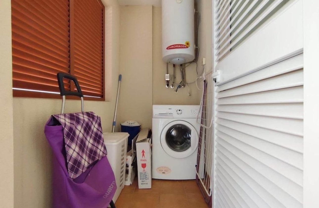Resale - Apartment / flat - Orihuela Costa - Punta Prima