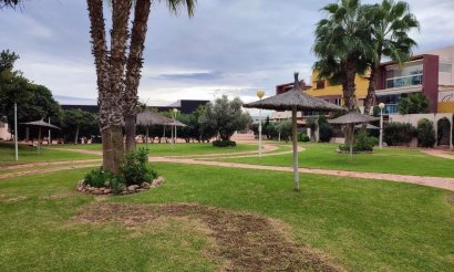 Resale - Apartment / flat - Orihuela Costa - Punta Prima