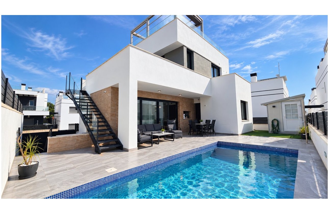 Revente - Villa - Orihuela Costa - Villamartin