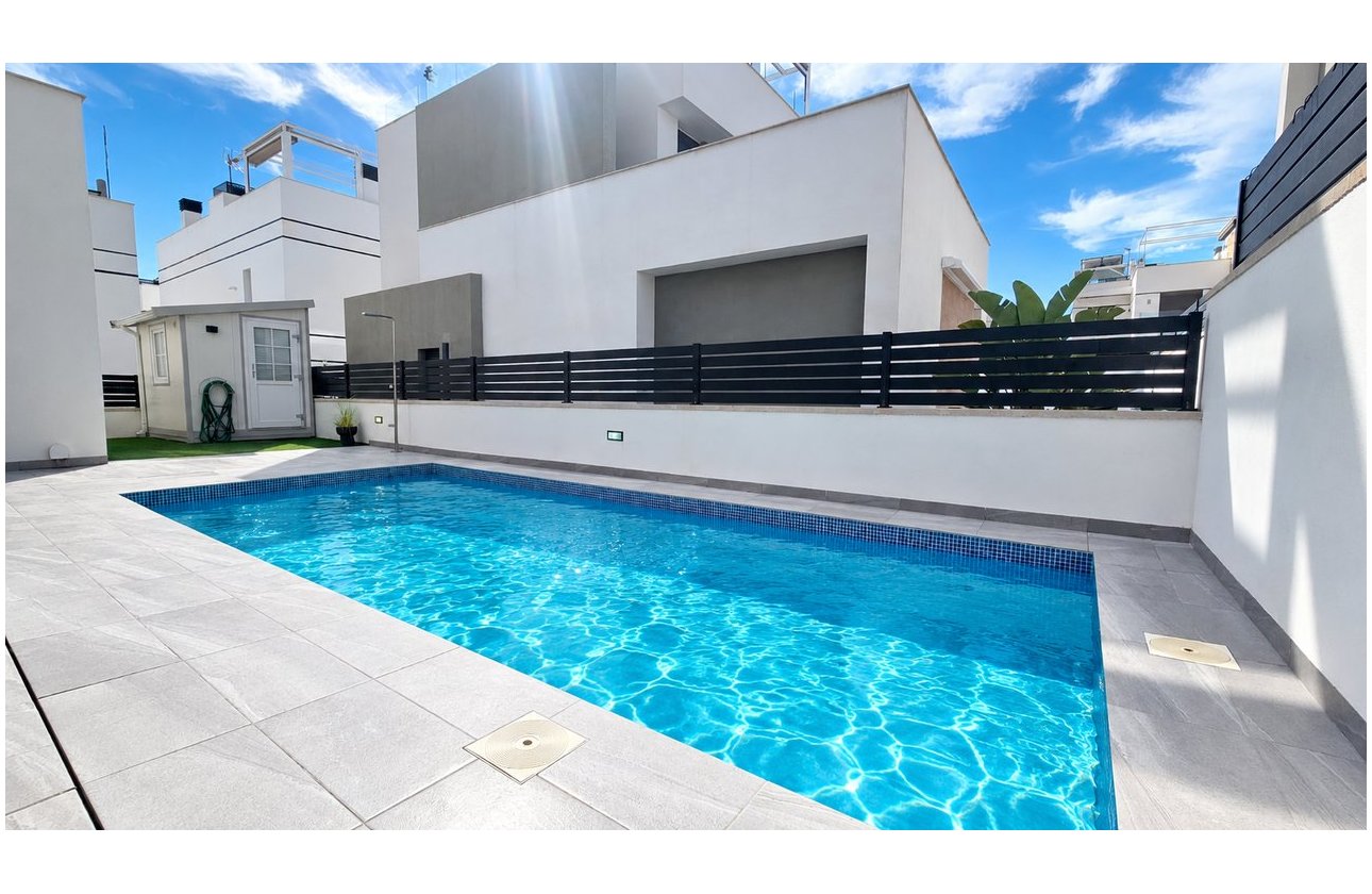Revente - Villa - Orihuela Costa - Villamartin