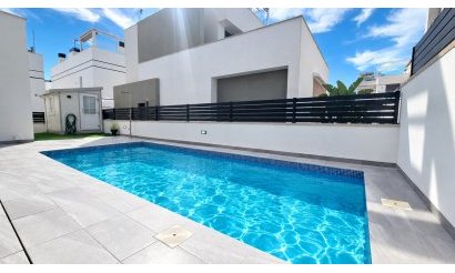Revente - Villa - Orihuela Costa - Villamartin