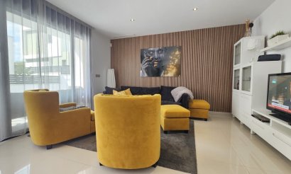Revente - Villa - Orihuela Costa - Villamartin