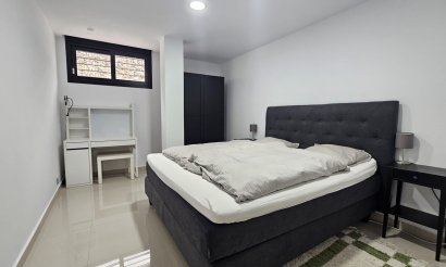 Revente - Villa - Orihuela Costa - Villamartin